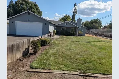 3672 Bursell Road, Central Point, OR 97502 - Photo 6