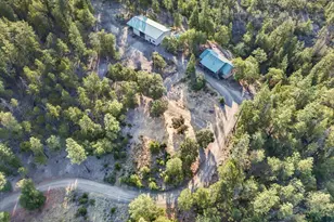 10001 E Antelope Rd, Eagle Point, OR 97524 - Photo 2
