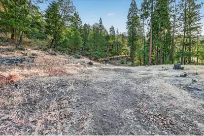 10001 E Antelope Road, Eagle Point, OR 97524 - Photo 40