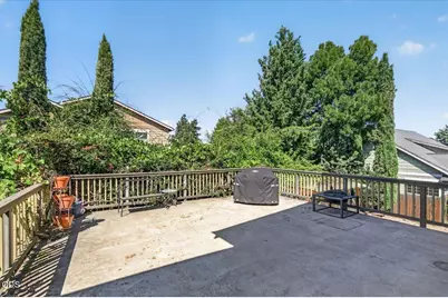 711 N Keeneway Drive, Medford, OR 97504 - Photo 26