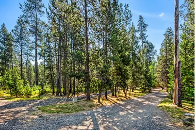 17333 & 17339 Guss Way, Bend, OR 97707 - Photo 16