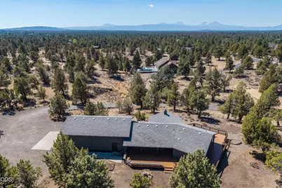 64741 Sylvan Loop, Bend, OR 97701 - Photo 32