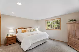 17900 Red Cedar Ln, Sunriver, OR 97707 - Photo 10