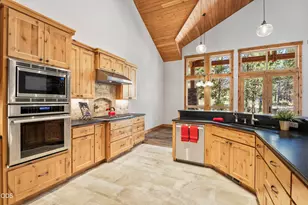 56296 Sable Rock Loop, Bend, OR 97707 - Photo 4