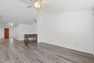 1736 NW Nickernut Pl, Redmond, OR 97756 - Photo 4