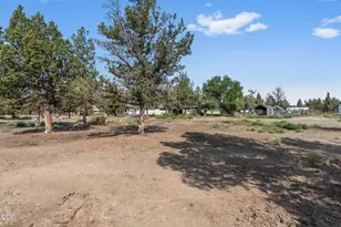 22988 Lariat Ln, Bend, OR 97701 - Photo 30