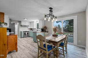 22988 Lariat Ln, Bend, OR 97701 - Photo 6
