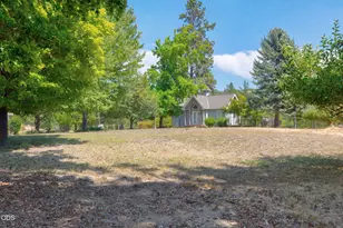 575 Pavillian Dr, Grants Pass, OR 97526 - Photo 48