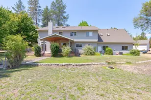 575 Pavillian Dr, Grants Pass, OR 97526 - Photo 46
