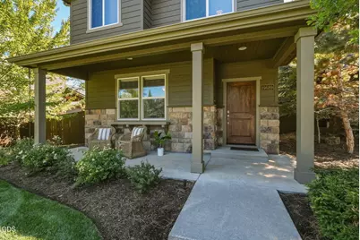 19689 Harvard Place, Bend, OR 97702 - Photo 2