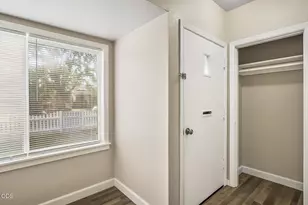 947 SW 14th St, Redmond, OR 97756 - Photo 4