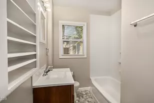 947 SW 14th St, Redmond, OR 97756 - Photo 12