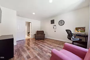 438 NW 19th, Redmond, OR 97756 - Photo 20