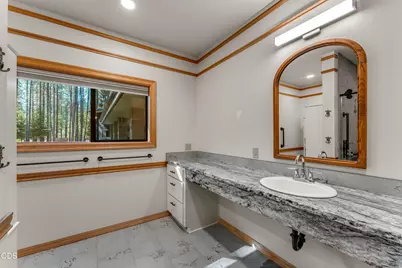 200 Brookstone Hills Drive, Grants Pass, OR 97526 - Photo 36