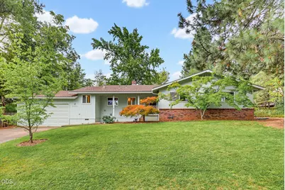 2354 Green Meadows Way, Ashland, OR 97520 - Photo 4