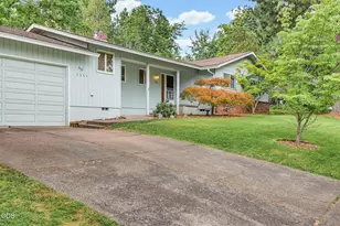 2354 Green Meadows Way, Ashland, OR 97520 - Photo 6