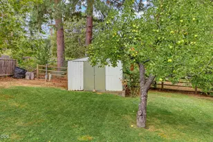 2354 Green Meadows Way, Ashland, OR 97520 - Photo 38