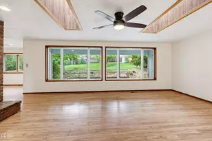 2354 Green Meadows Way, Ashland, OR 97520 - Photo 10