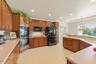 9456 Greenbrier Dr, Klamath Falls, OR 97603 - Photo 30
