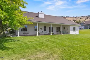 9456 Greenbrier Dr, Klamath Falls, OR 97603 - Photo 52