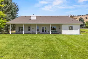 9456 Greenbrier Dr, Klamath Falls, OR 97603 - Photo 50