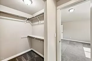 2555 SW 43rd Pl, Redmond, OR 97756 - Photo 22
