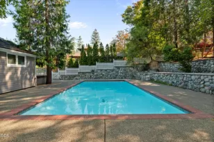 364 Vista St, Ashland, OR 97520 - Photo 10