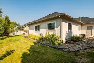 3916 SW Sam Snead Ct, Redmond, OR 97756 - Photo 26