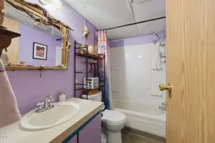 887 Three Pines Rd, Grants Pass, OR 97526 - Photo 16