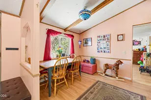 887 Three Pines Rd, Grants Pass, OR 97526 - Photo 6