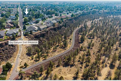 1622 NW Spruce Avenue, Redmond, OR 97756 - Photo 48