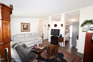 8401 Old Stage Rd, Central Point, OR 97502 - Photo 6