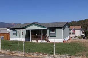 8401 Old Stage Rd, Central Point, OR 97502 - Photo 2
