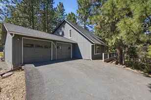 19684 Nugget Ave, Bend, OR 97702 - Photo 40