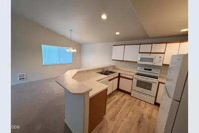 [Address not provided], Redmond, OR 97756 - Photo 18
