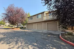 [Address not provided], Redmond, OR 97756 - Photo 2