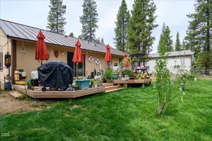 54690 Pinewood Ave, Bend, OR 97707 - Photo 20