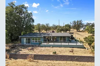 1591 Highway 234, Eagle Point, OR 97524 - Photo 2