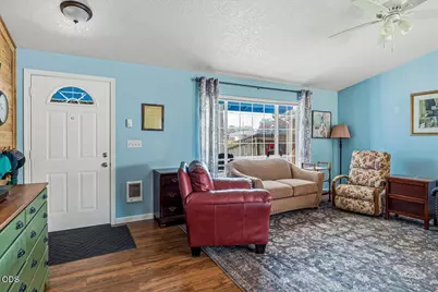 2271 NE Cherry Loop, Prineville, OR 97754 - Photo 4