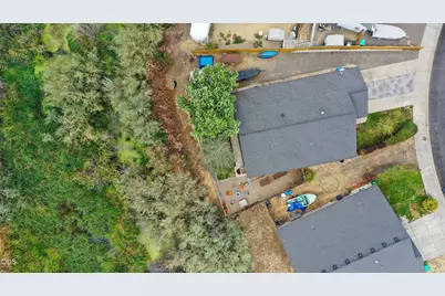 1144 Highlands Drive, Eagle Point, OR 97524 - Photo 26