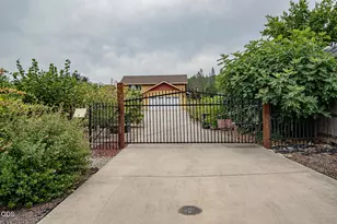 2617 SW Florer Dr, Grants Pass, OR 97527 - Photo 40