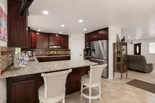 2617 SW Florer Dr, Grants Pass, OR 97527 - Photo 6