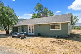 728 W Valley View, Ashland, OR 97520 - Photo 6
