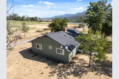 728 W Valley View, Ashland, OR 97520 - Photo 36