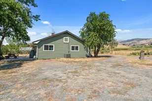 728 W Valley View, Ashland, OR 97520 - Photo 12