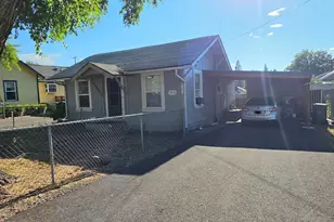 1518 Pleasant Ave, Klamath Falls, OR 97601 - Photo 1