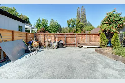 123 Vancouver Avenue, Medford, OR 97504 - Photo 68