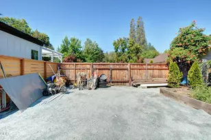 123 Vancouver Ave, Medford, OR 97504 - Photo 68
