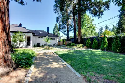 123 Vancouver Avenue, Medford, OR 97504 - Photo 74