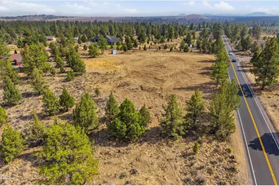 22018 Quebec Court, Bend, OR 97702 - Photo 4